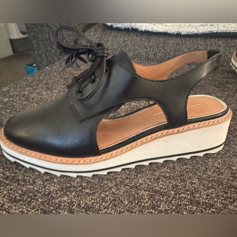 Linea Paolo black slingback shoes